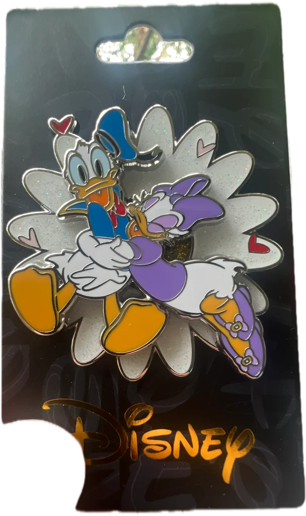 Tanya Fernandez's Donald & Daisy Kiss Heart Valentine pin